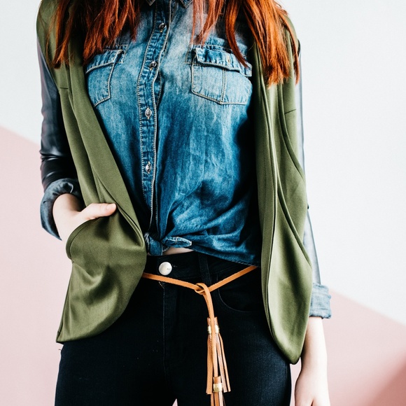 Yellowcake Shop Luxe Tri-Pocket Cardigan Olive - Picture 4 of 8